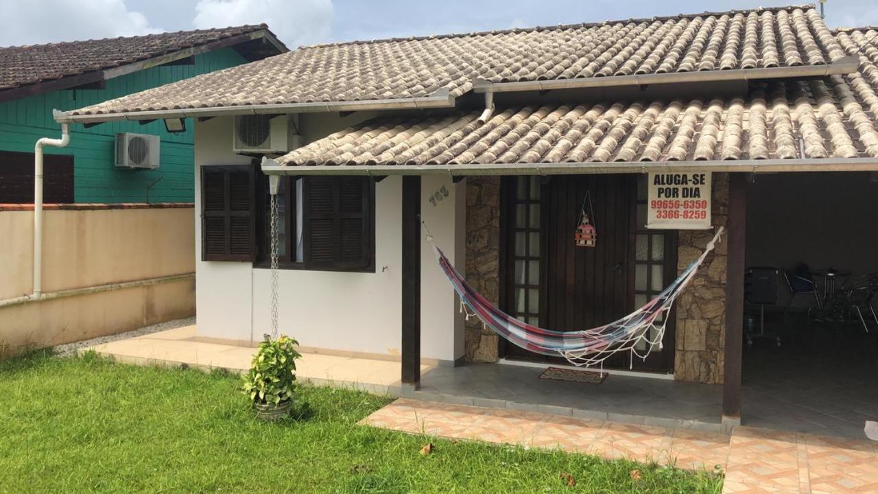 Casa Amarela Villa Penha  Eksteriør billede